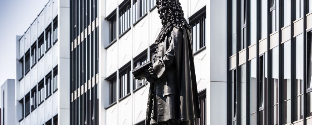 Universität Leipzig – Leibniz-Denkmal
